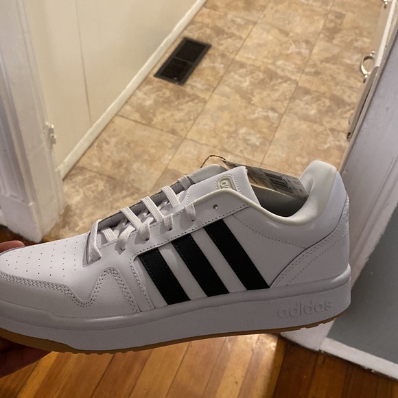 Brand New - Picture 2 of 3